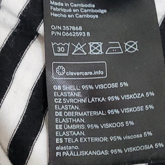 Black and White Striped Jersey Knit Turtleneck Top size M - Picture 8 of 10